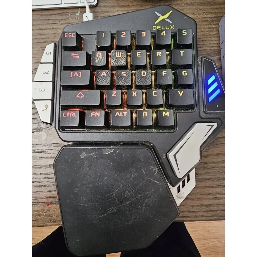 Delux T9X One Handed Wired Gaming Keyboard USB Type C Mechanical Keypad